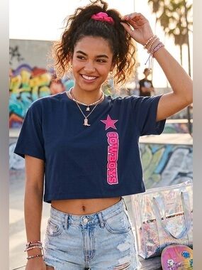 NWOT Cowboys T-Shirt